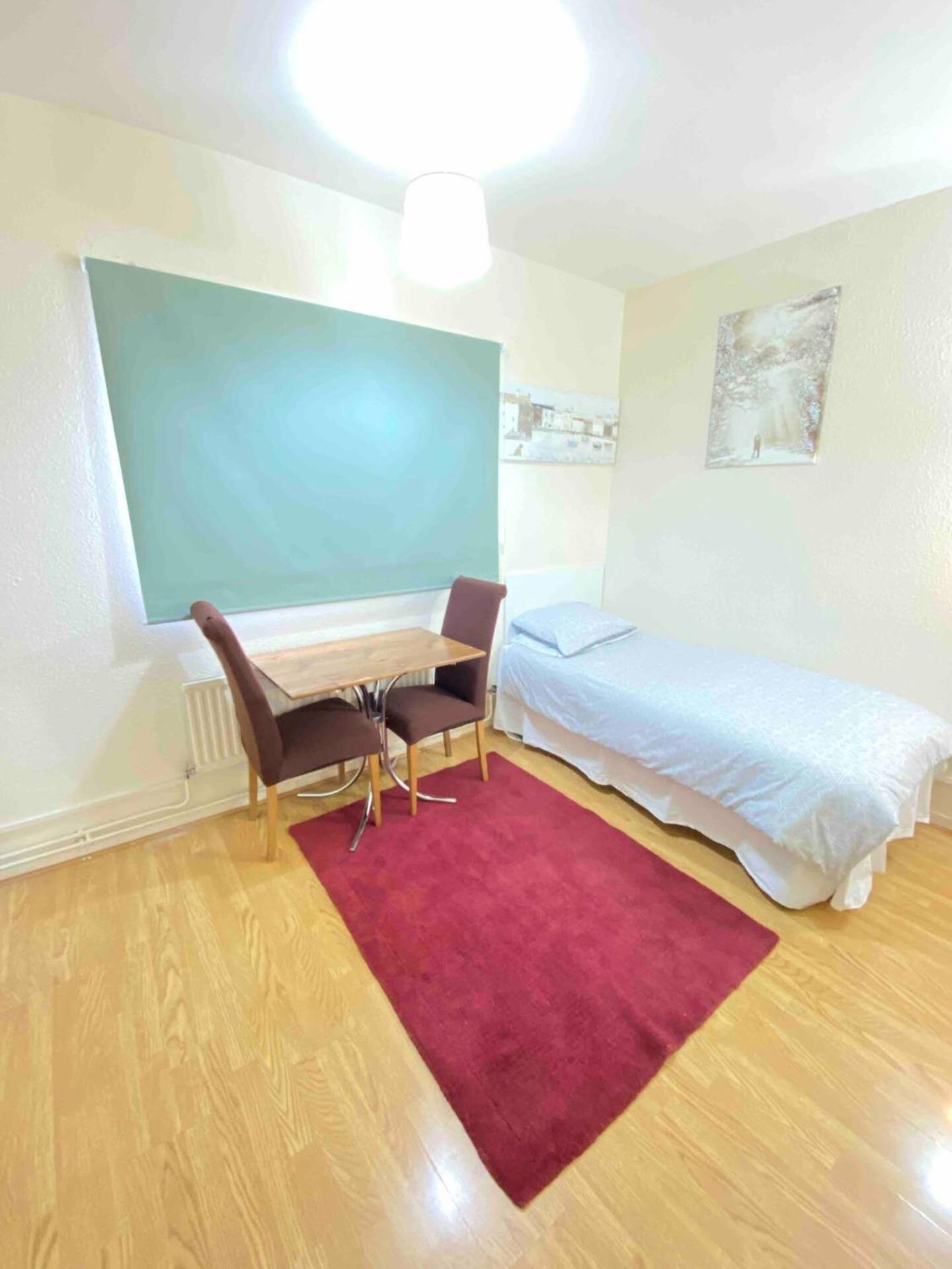 Single Room - Kings Cross, Female Only,, Guest Rooms Londres Extérieur photo